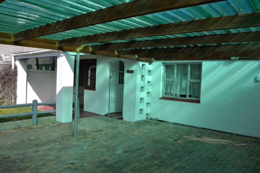 3 Bedroom Property for Sale in Strandfontein Village Western Cape